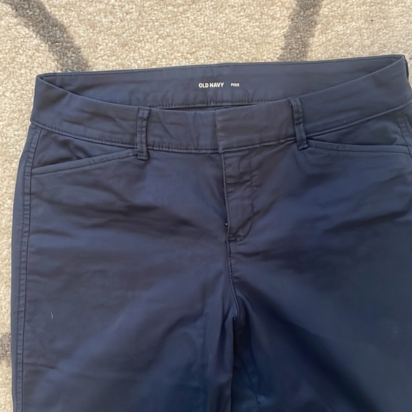 Old Navy pixie chino pants - Picture 2 of 4
